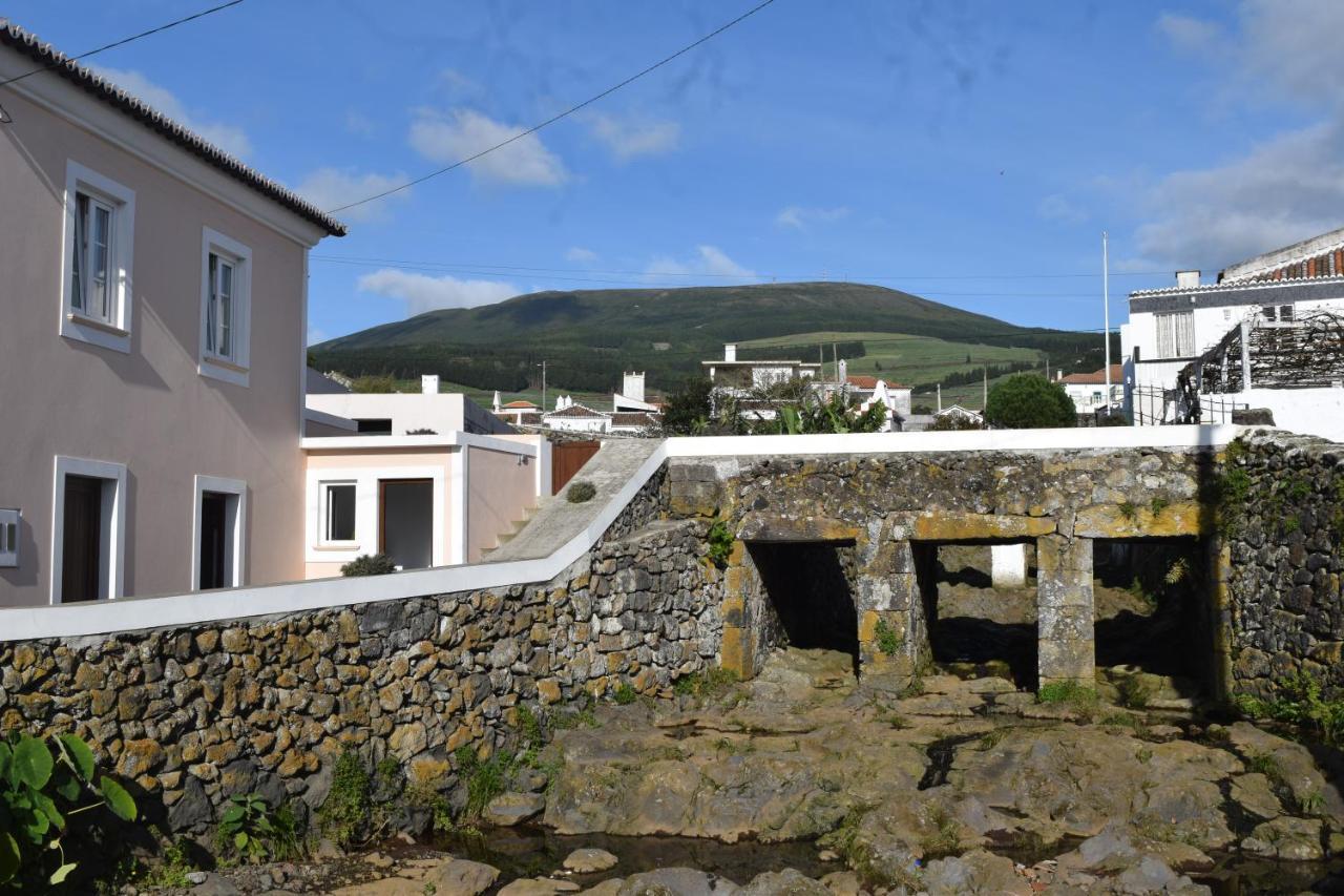 Casas Da Ribeira Vila Santa Bárbara Exterior foto